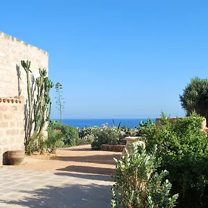  Bed & Breakfast Dimora Cala Del Pozzo Italia